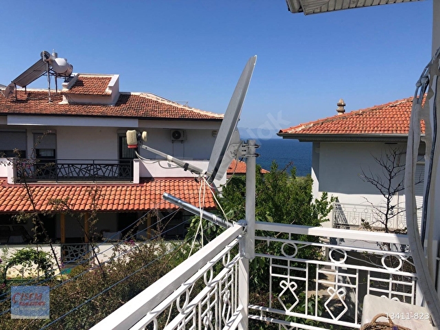 KUŞADASINDA DENİZE YAKIN YERDE SEZON KİRALIK EŞYALI TRİBLEX VİLLA - Görsel 29
