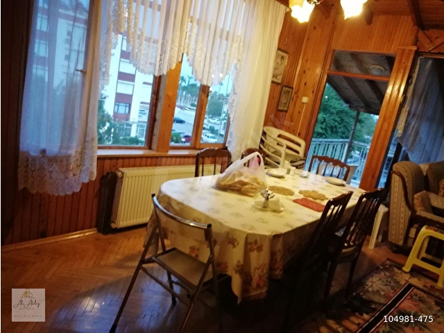 FİNİKENİN MERKEZİ KONUMUNDA KOMPLE 3 KATLI BİNA SATILIK - Görsel 25