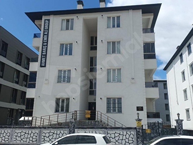 ERZİNCAN HOCABEY MAHALLESİNDE ARA KAT - Görsel 2