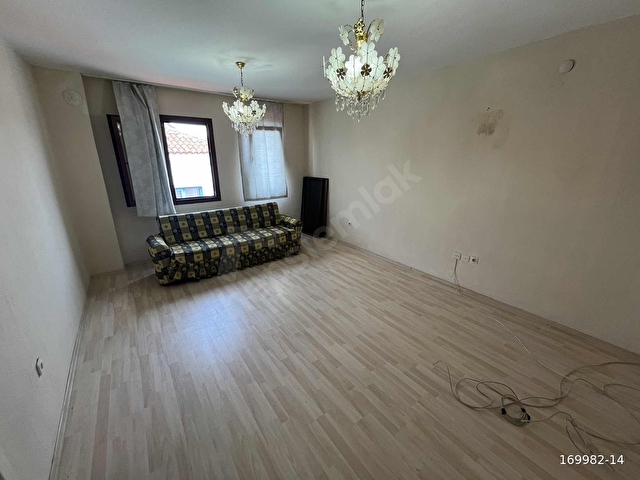 SIĞACIK KALEİÇİNDE İŞLEK KONUMDA KİRALIK İŞ YERİ - Görsel 22