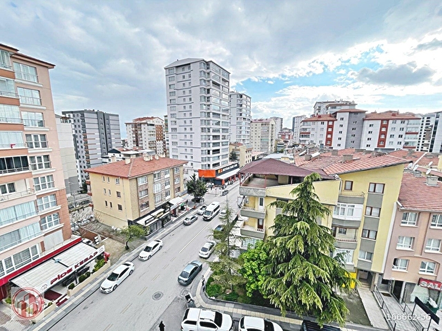 EROL KAYA CD. ÜZERİ 3+1 135M² GÜNEY CEPHE İSKANLI SİTE DAİRESİ !