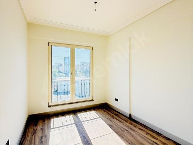 Sinpaş Finans Boulevard Etabı B Blok Balkonsuz Kapalı Mutfak 2+1 - Görsel 8