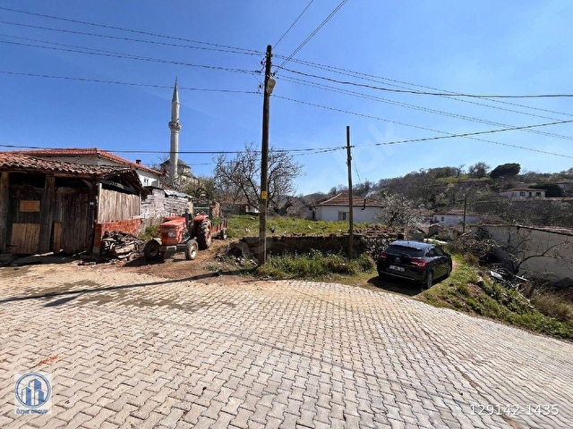 MÜSTAKİL TAPULU LAPSEKİ GÜRECİDE KÖY İÇİ İMARLI 274M2. ARSA