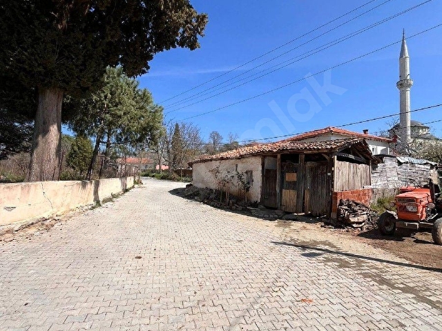 MÜSTAKİL TAPULU LAPSEKİ GÜRECİDE KÖY İÇİ İMARLI 274M2. ARSA - Görsel 10