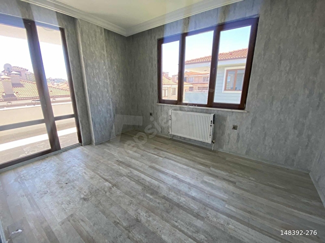 BARIŞ MAHALLESİNDE **BAĞIMSIZ**SİTE İÇİNDE**ASANSÖRLÜ** VİLLA - Görsel 12