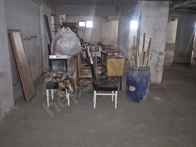 İSTİKLAL CADDESİNE KOMŞU 283 M2 DEPO VE 36 M2 OFİSİ KİRALIKTIR - Görsel 24