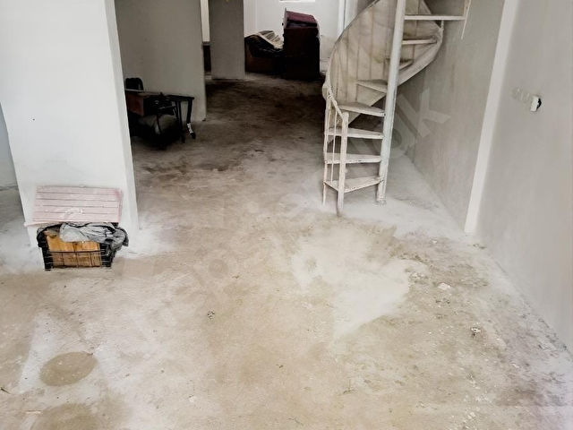 İSTİKLAL CADDESİNE KOMŞU 283 M2 DEPO VE 36 M2 OFİSİ KİRALIKTIR - Görsel 25