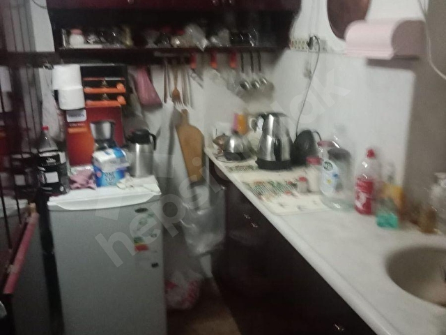 SALİHLİ MERKEZDE SATILIK OFİS ( OFİS MOBİLYALI)