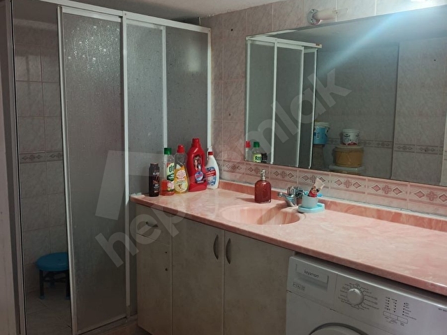 ÇATKAPI EMLAKTAN ŞEHİTLER TEPESİNDE SATILIK DAİRE - Görsel 16