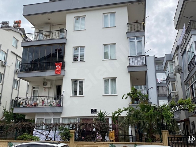 Merkezi konumlarda daire görmeye değer - Görsel 6