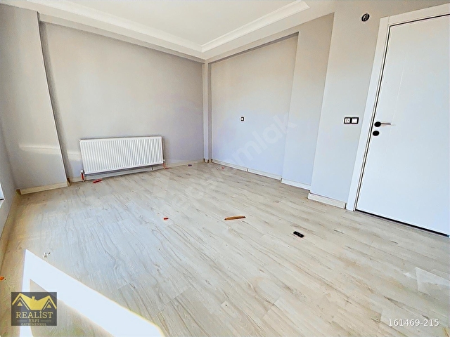 MARMARAY VE E-5 YAKINI CADDE ÜZERİ 2+1 DUBLEKS DAİRE - Görsel 4