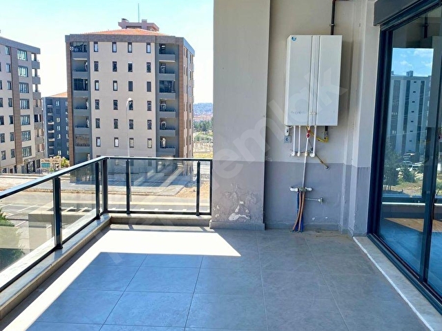 G.ANTEPİN ZİRVESİ DRAGOS SİTESİNDE KİRALIK 5+1 ARAKAT DAİRE - Görsel 10