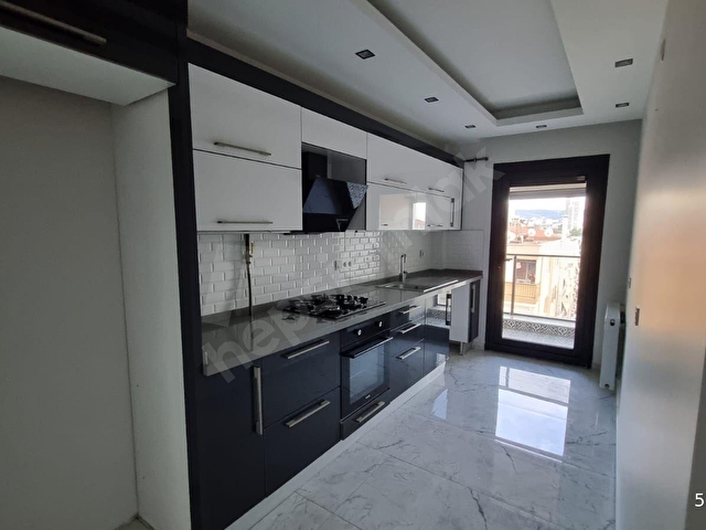 BAYRAKLI SEVGİ YOLU KİRALIK 2+1 EBEVEYN BANYOLU DAİRE - Görsel 10