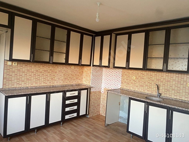 SAHİBİNDEN 3+1 çarşı içi geniş daire