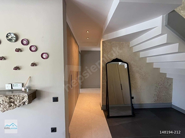 Çeşme Mamurbabada 847 m2 Arsa İçerisinde 5+1 Havuzlu Lüks Villa - Görsel 18