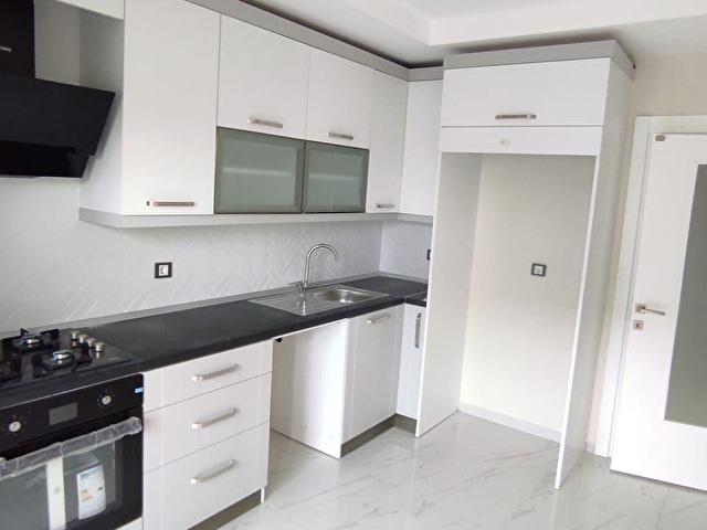 TARSUS KAVAKLI MAH. KAT VE CEPHE SEÇENEKLİ SATILIK LÜX DAİRELER 89240