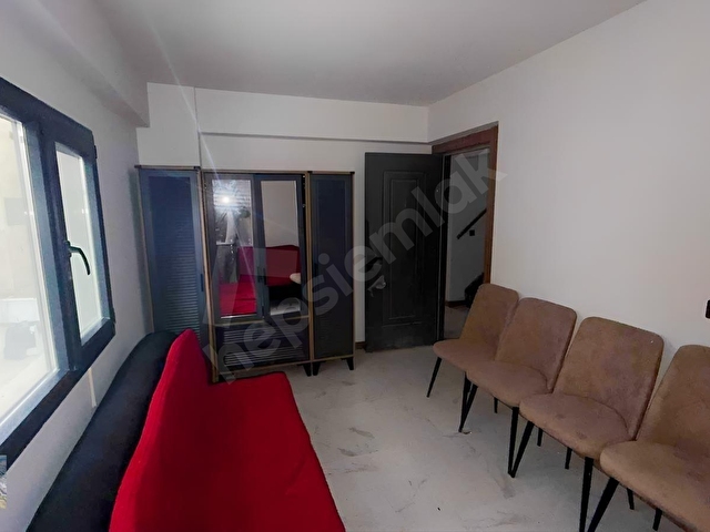 İZMİR DİKİLİ 3N SUİTESTE SATILIK DUBLEKS DAİRE - Görsel 15