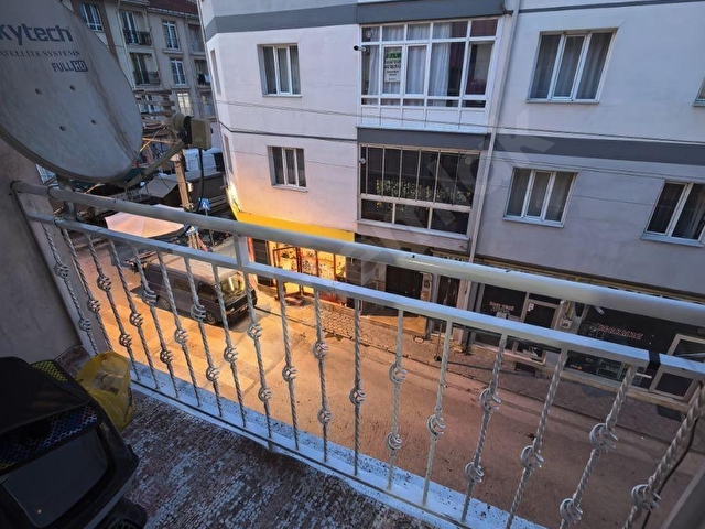 HER YERE YÜRÜME MESAFESİNDE! ŞİRİNTEPEDE EŞSİZ KONUMLU 2+1 ARA - Görsel 13