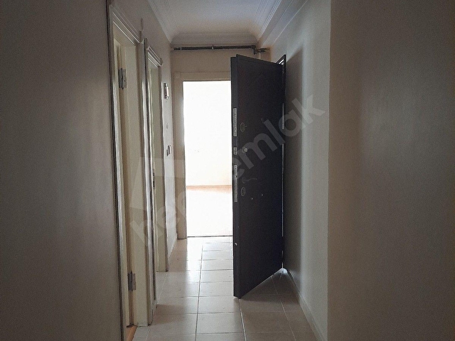 RNKDAN ADLİYEYE 15 DAKİKA 15 YAŞINDA 2+1 YÜKSEK GİRİŞ DAİRE - Görsel 17