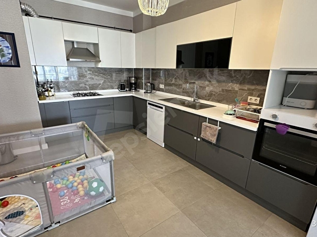 YAŞAMKENT ANIT SİTESİNDE ÖN CEPHE 4,5+1 SATILIK DAİRE... - Görsel 25