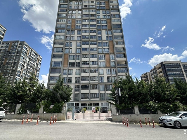 YAŞAMKENT ANIT SİTESİNDE ÖN CEPHE 4,5+1 SATILIK DAİRE... - Görsel 6