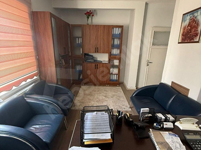 ANITTEPE GÜLSEREN/KUBİLAY SOKAK KESİŞİMİ KÖŞEBAŞI 3 CEPHELİ KATTA 2+1 SATILIK DAİRE - Görsel 9