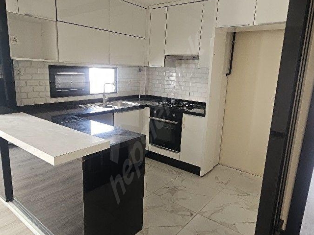 Seyhan Baraj yolu mahallesi Adana kolej, Doğalgazlı Çift Banyo,giyinme odalı, 2+1 Daire satılık - Görsel 7