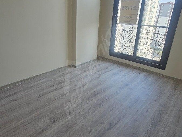Seyhan Baraj yolu mahallesi Adana kolej, Doğalgazlı Çift Banyo,giyinme odalı, 2+1 Daire satılık - Görsel 10