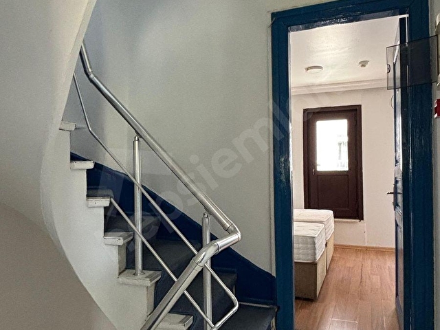 TAKSİM MEYDANINA 1 DK MESAFEDE, 5 KATLI,10 BÖLÜM KİRALIK BİNA - Görsel 5