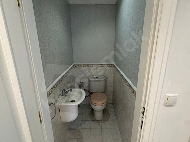 YEŞİLYURT EMLAKTAN FLORYA KIRSERDAR 3+1 135m2 SATILIK DÜZ GİRİŞ - Görsel 14