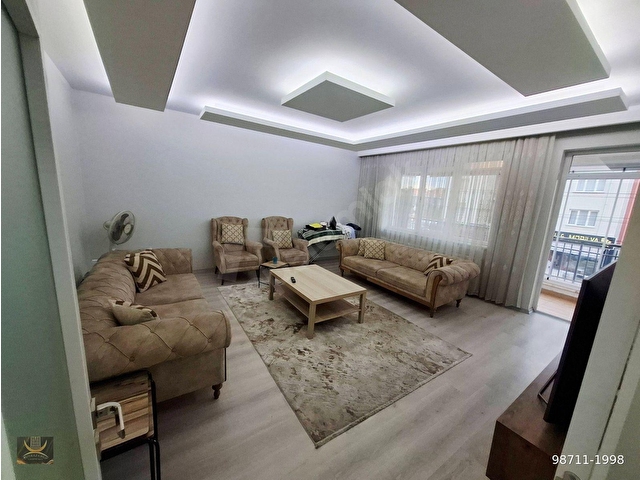 POYRAZ EMLAKTAN EMEK MAH.ERTAŞ CADDESİ ÜZERİ 3+1 200M2 DAİRE - Görsel 3