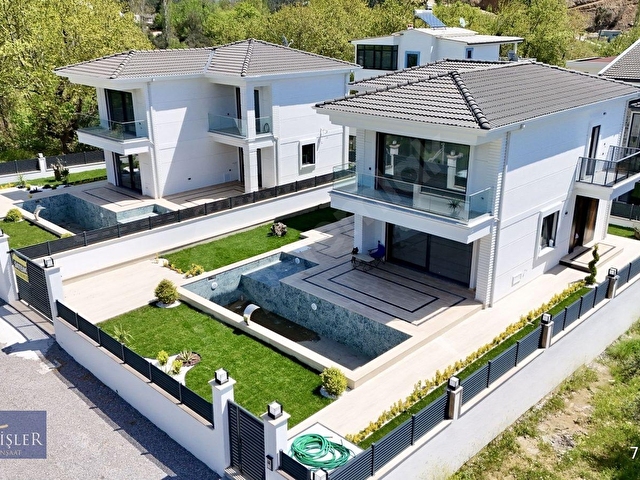 MAHMUT İŞLERDEN GÜREDE 410M2 ARSA İÇİNDE MÜSTAKİL HAVUZLU VİLLA