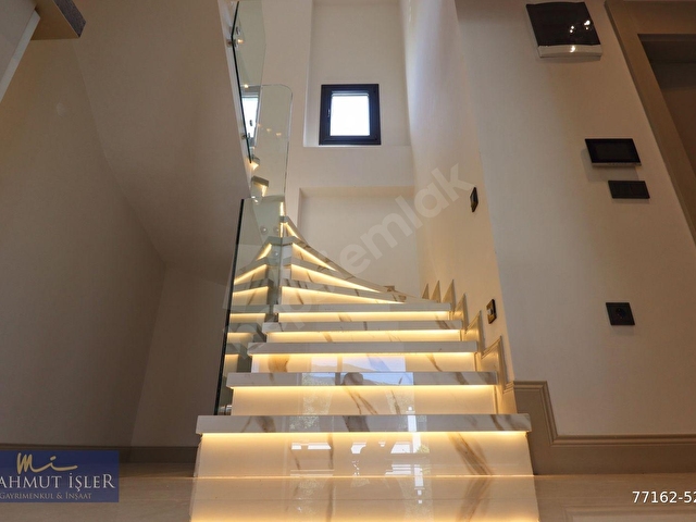 MAHMUT İŞLERDEN GÜREDE 410M2 ARSA İÇİNDE MÜSTAKİL HAVUZLU VİLLA - Görsel 11