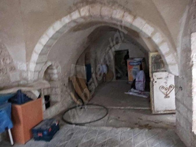 SATILIK MARDİN KIRMIZI KİLİSE(SURP KEVORK) PAPAZIN ESKİ KONAĞI - Görsel 25