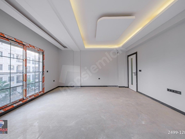 TORBALI KİPA AVM ARKASI – HAVUZLU SİTEDE 3+1 SIFIR DAİRE