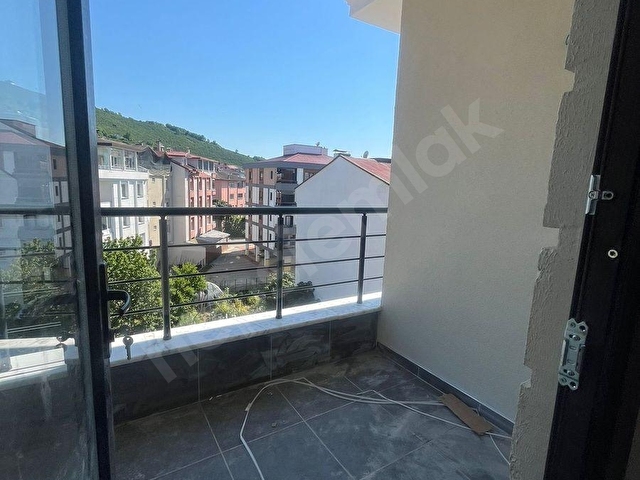 KUMBAŞINDA DENİZE YÜRÜME MESAFESİNDE SATILIK 3+1 DUBLEKS DAİRE - Görsel 2