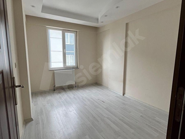Hastane Yolu Atakent Mahallesinde Kiralık 3+1 Daire - Görsel 15