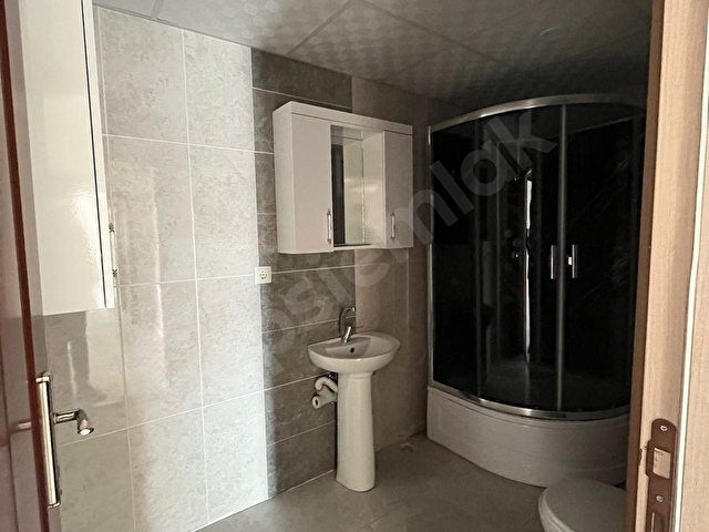 Hastane Yolu Atakent Mahallesinde Kiralık 3+1 Daire - Görsel 17
