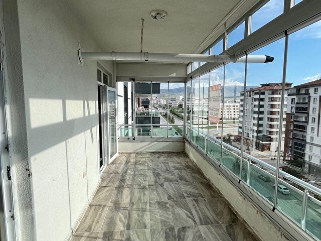 Hastane Yolu Atakent Mahallesinde Kiralık 3+1 Daire - Görsel 19