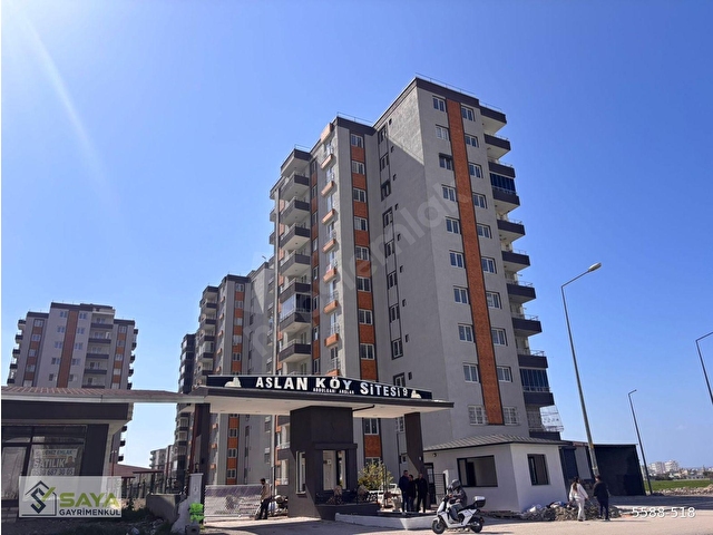 ARSUZ KARAAĞAÇ CUMHURİYET MAH. ASLANKÖY SİTESİ DAĞ&DENİZ MANZARALI ARA KAT SATILIK 2+1