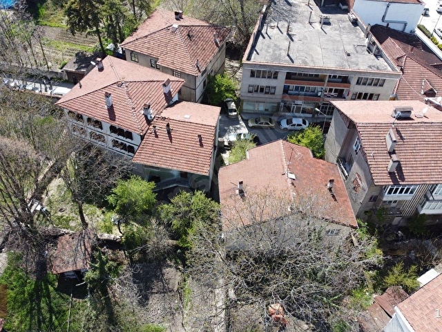EGEMEN EMLAKTAN ATATÜRK MAHALLESİNDE SATILIK 8+2 BAHÇELİ KONAK - Görsel 23