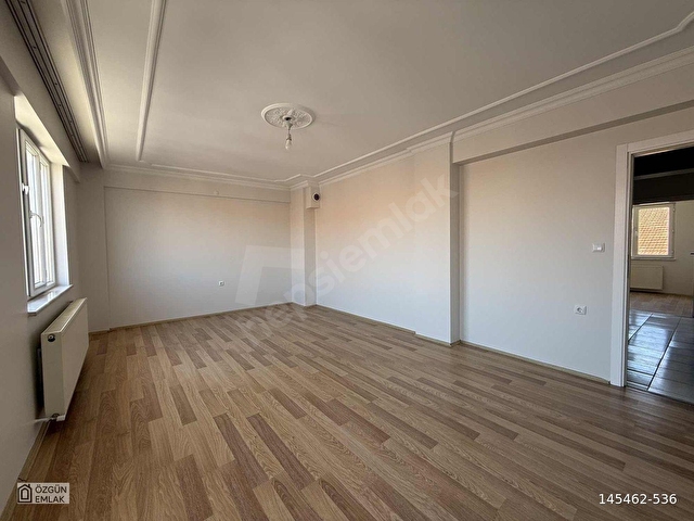 ÖZGÜNDEN EMEK MAHALLESİ MÜKEMMEL KONUM 3+1 DAİRE