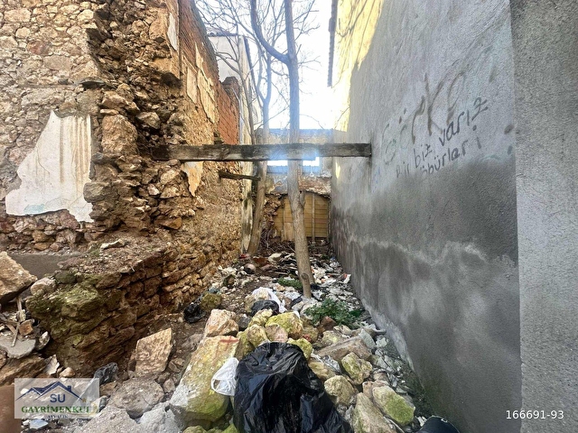 Ayvalık Su Gayrimenkulden Çarşıda Satılık Konut İmarlı Arsa - Görsel 4
