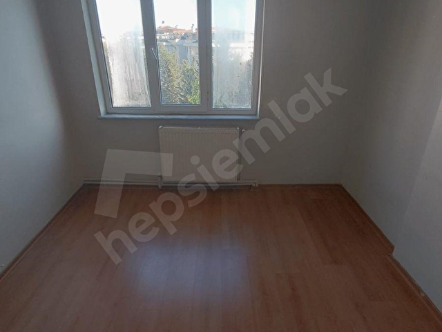 ÇENGELKÖY ALTINKÖY 1 STESİNDE 3+1 NET 125M2 ARAKAT KİRALIK DAİRE - Görsel 16