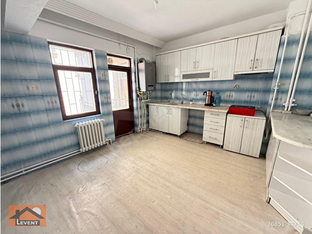 LEVENTTEN SİNAN CADDESİ ÜZERİNDE 5+1,250 M2 BAHÇE DUBLEKS BAHÇE KULLANIMLI KOMBİLİ KİRALIK DAİRE - Görsel 5
