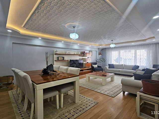 JESTTEN FIRSAT !! KREDİYE UYGUN CADDE ÜZERİ ARA KATTA 4+1 DAİRE - Görsel 8