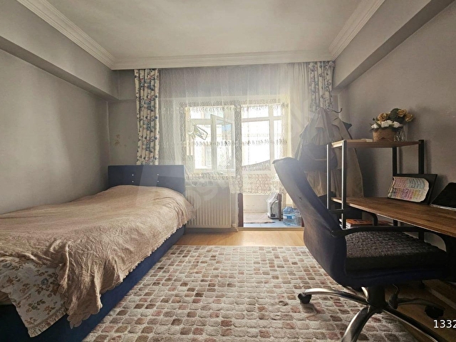JESTTEN FIRSAT !! KREDİYE UYGUN CADDE ÜZERİ ARA KATTA 4+1 DAİRE - Görsel 23