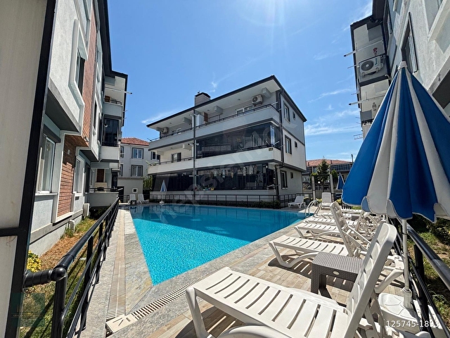 ARSLANDA AYRICALIKLI YAŞAM !! HAVUZLU MODERN 1+1 DAİRE - Görsel 2
