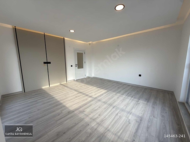 AYANOĞLU MAH 2+1 TRAMVAY YANI ARAKAT 105m2 ASANSÖRLÜ LÜX İSKANLI - Görsel 24