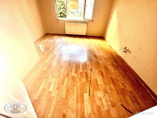 AĞA SOKAKTA 17 YAŞ BİNA ORTA KAT - Görsel 2